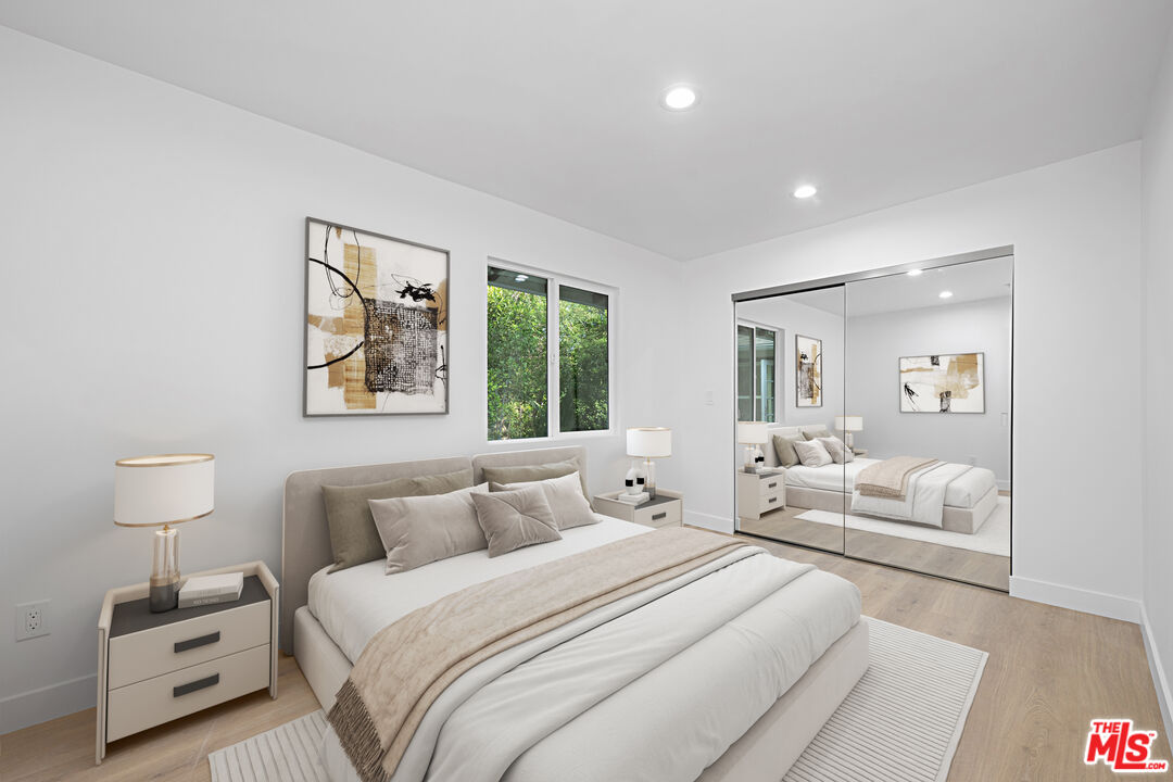 1805 Nichols Canyon Rd