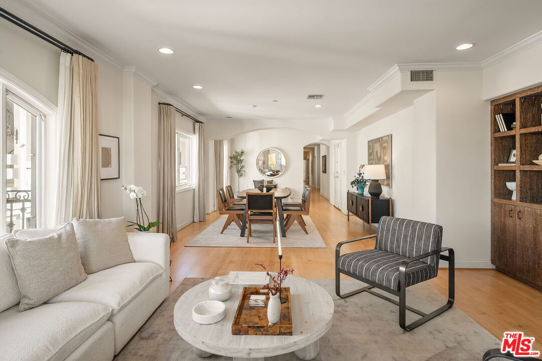 11916 Gorham Ave Unit: 302