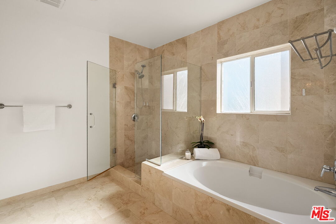 11916 Gorham Ave Unit: 302