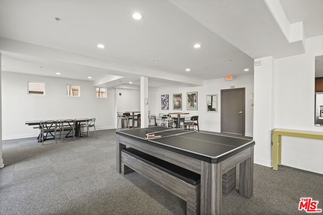 360 W Avenue 26 Unit: 318