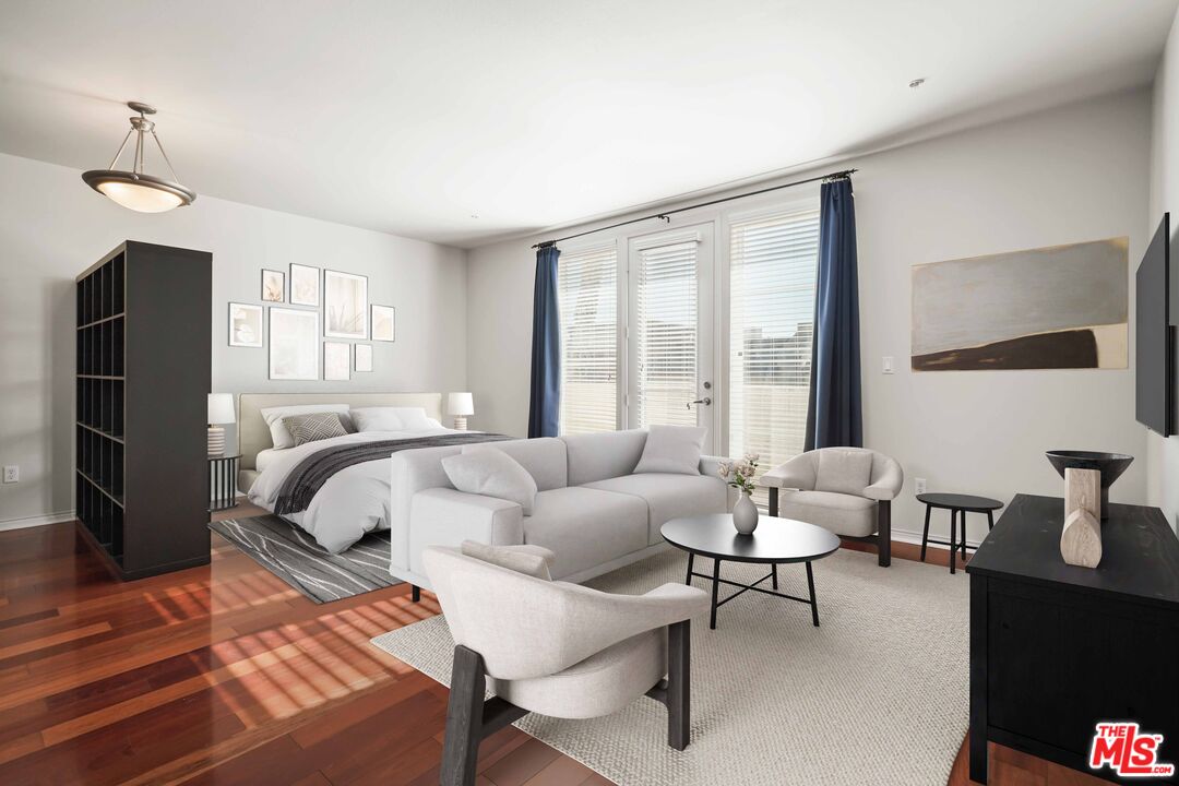 360 W Avenue 26 Unit: 318