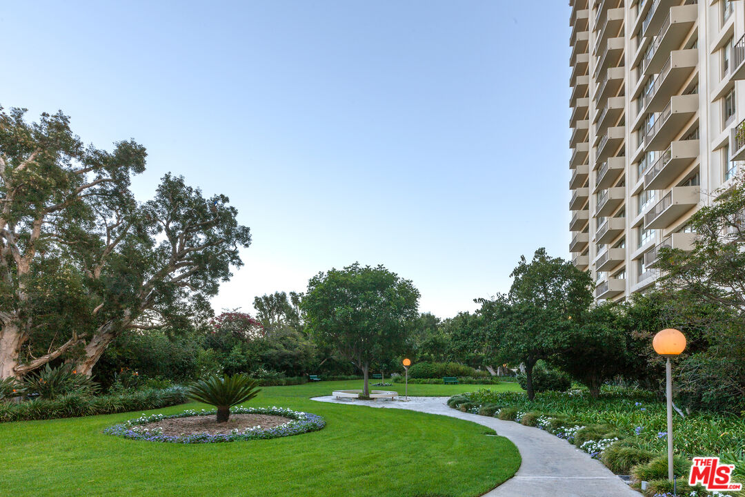 2170 Century Park East Unit: 1804