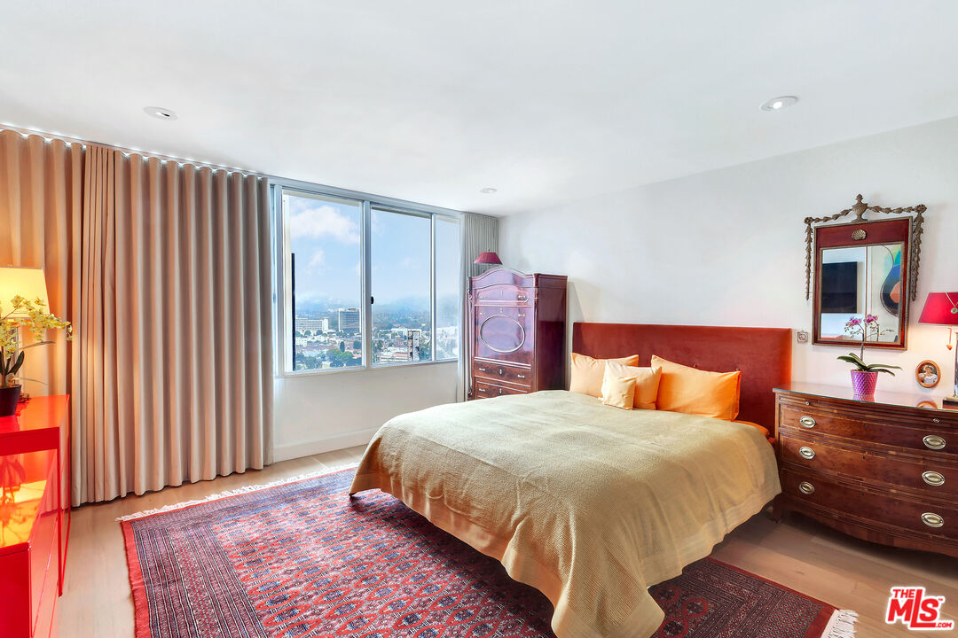 2170 Century Park East Unit: 1804