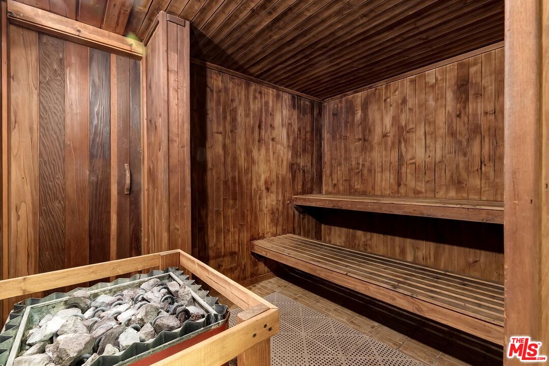 10535 Wilshire Blvd Unit: 904