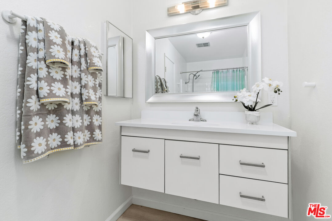 1802 Purdue Unit: UNIT B