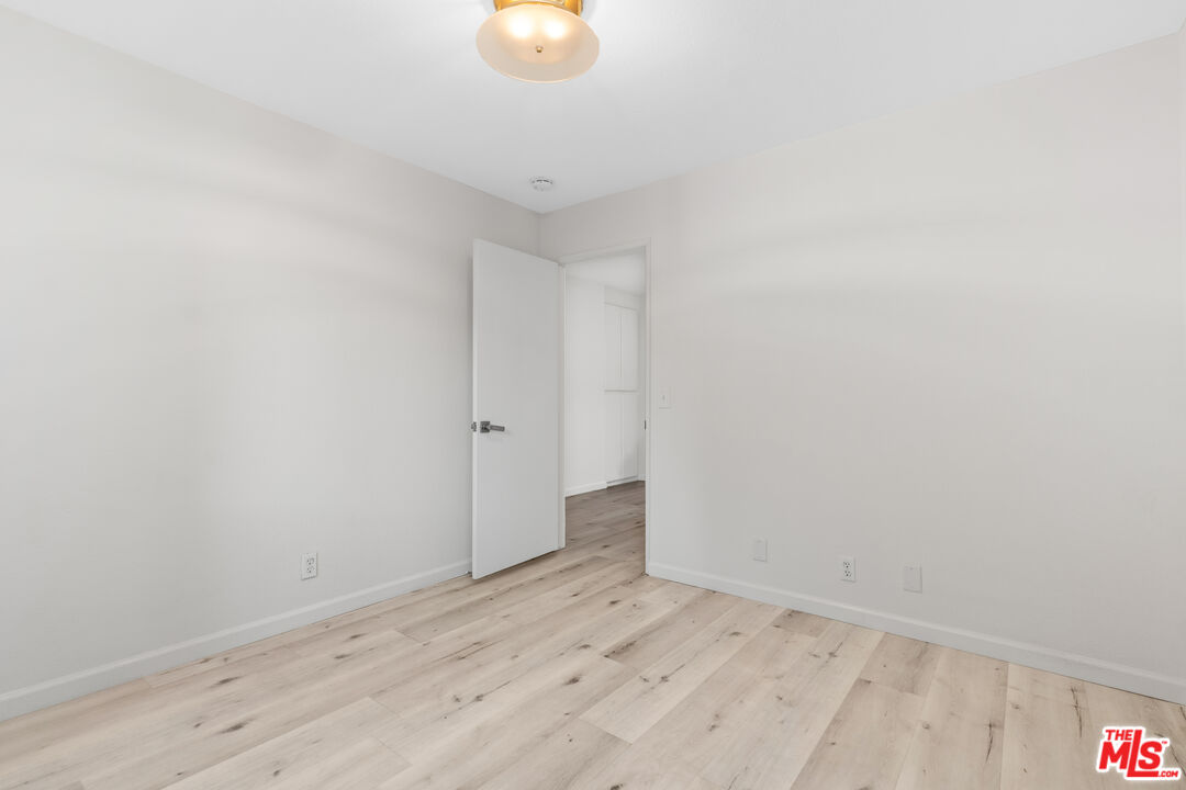 1802 Purdue Unit: UNIT B