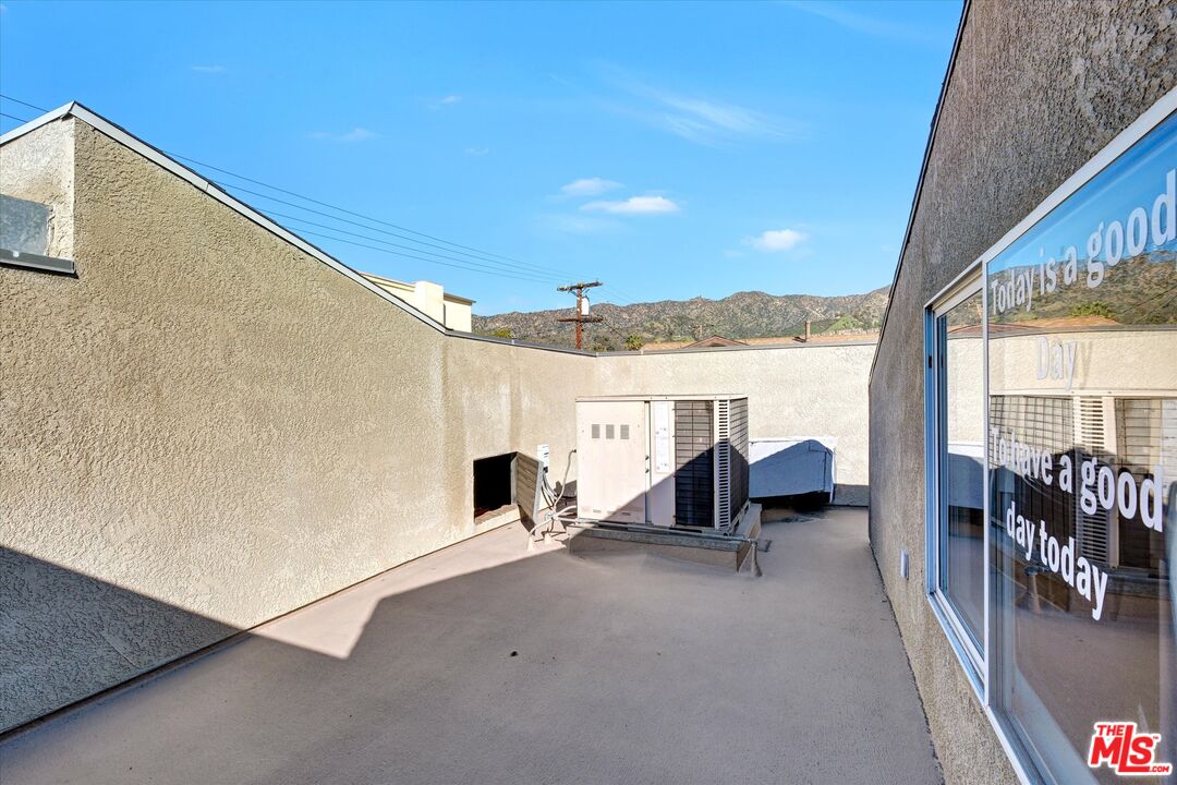 621 E Olive Ave Unit: 106