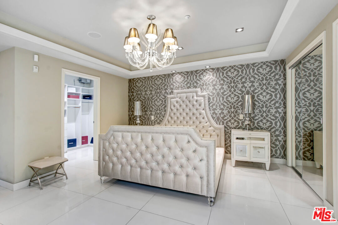 11921 Dorothy St Unit: 102