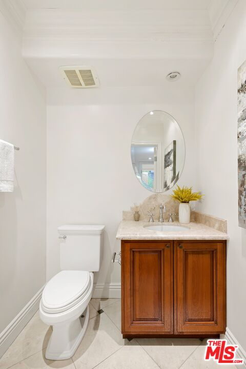 11749 Goshen Ave Unit: 301