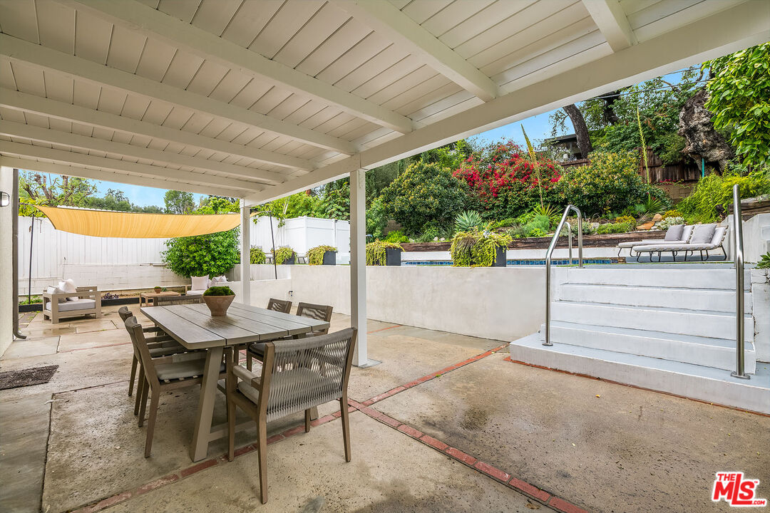 4665 San Feliciano Dr