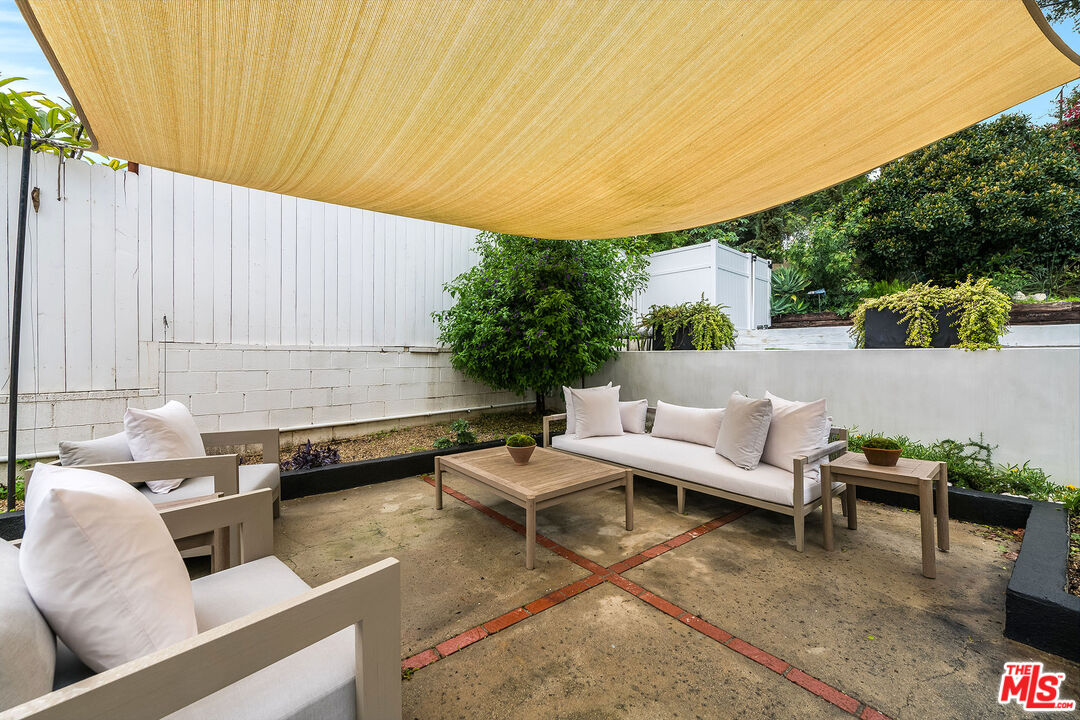 4665 San Feliciano Dr