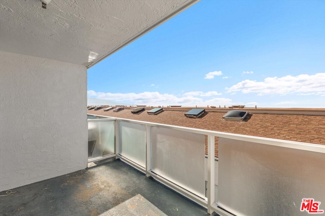 615 Esplanade Unit: 512