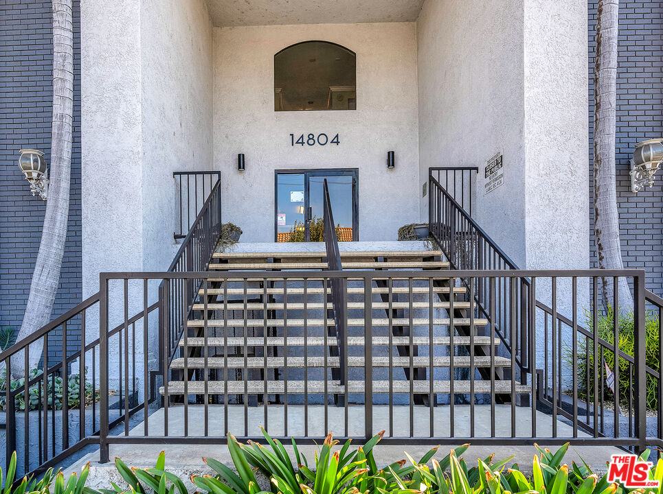 14804 Magnolia Blvd Unit: 12