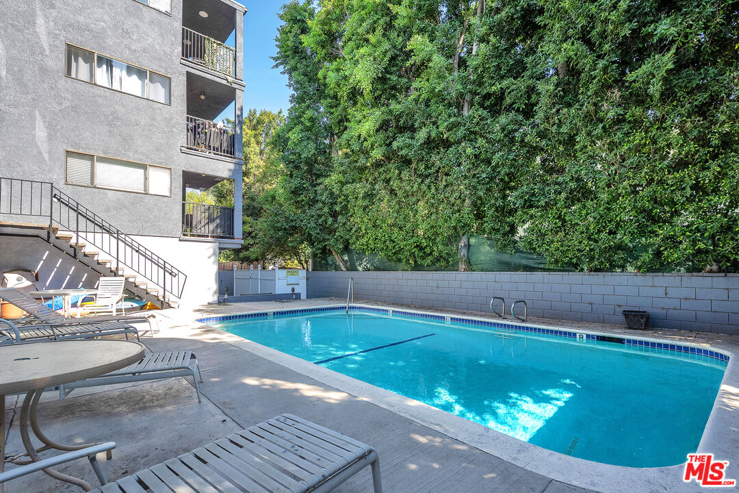 14804 Magnolia Blvd Unit: 12