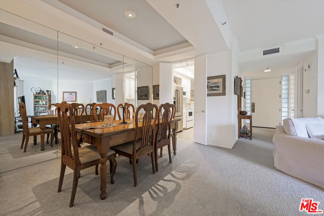 2131 Century Park Ln Unit: 203