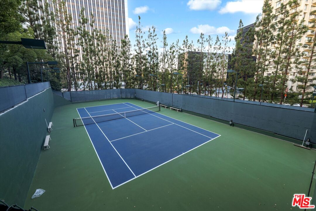 2131 Century Park Ln Unit: 203