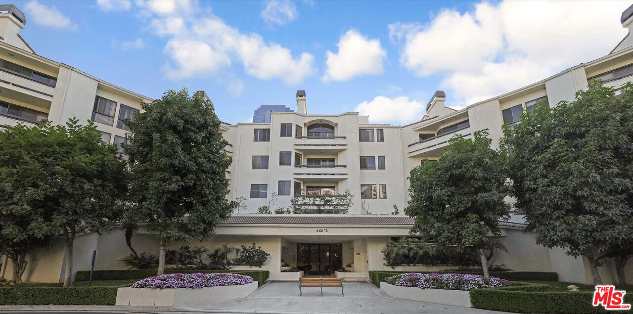 2131 Century Park Ln Unit: 203