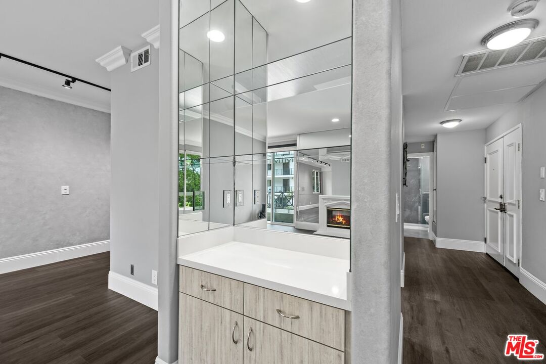 1516 Hi Point St Unit: 101