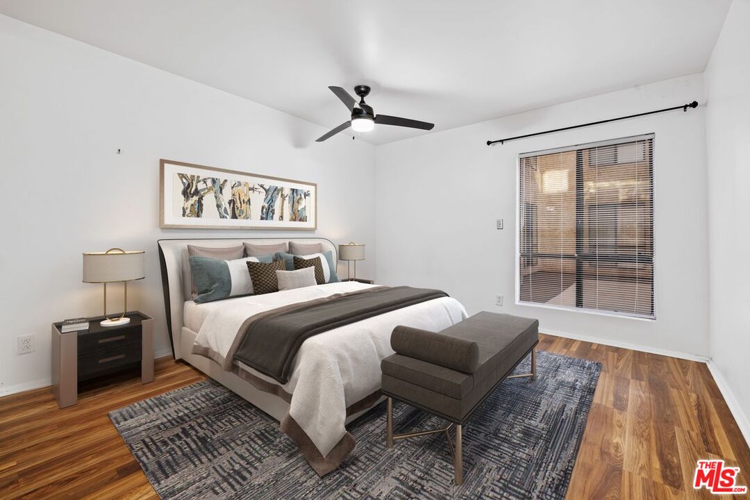 1735 N Fuller Ave Unit: 121