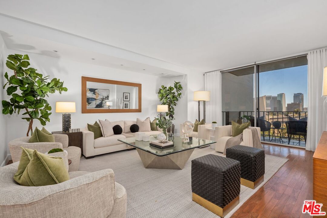 10433 Wilshire Blvd Unit: 602