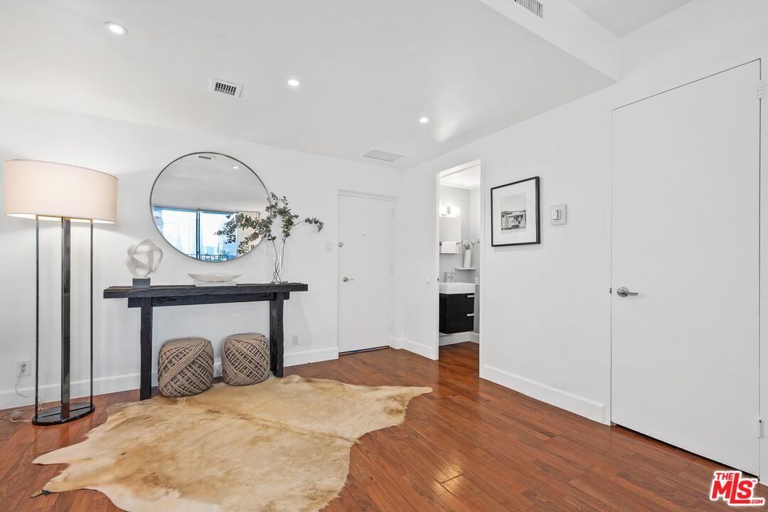 10433 Wilshire Blvd Unit: 602