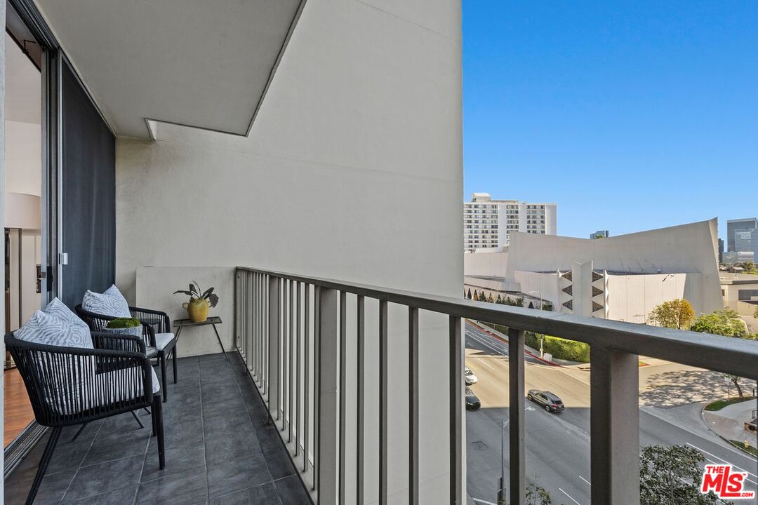 10433 Wilshire Blvd Unit: 602