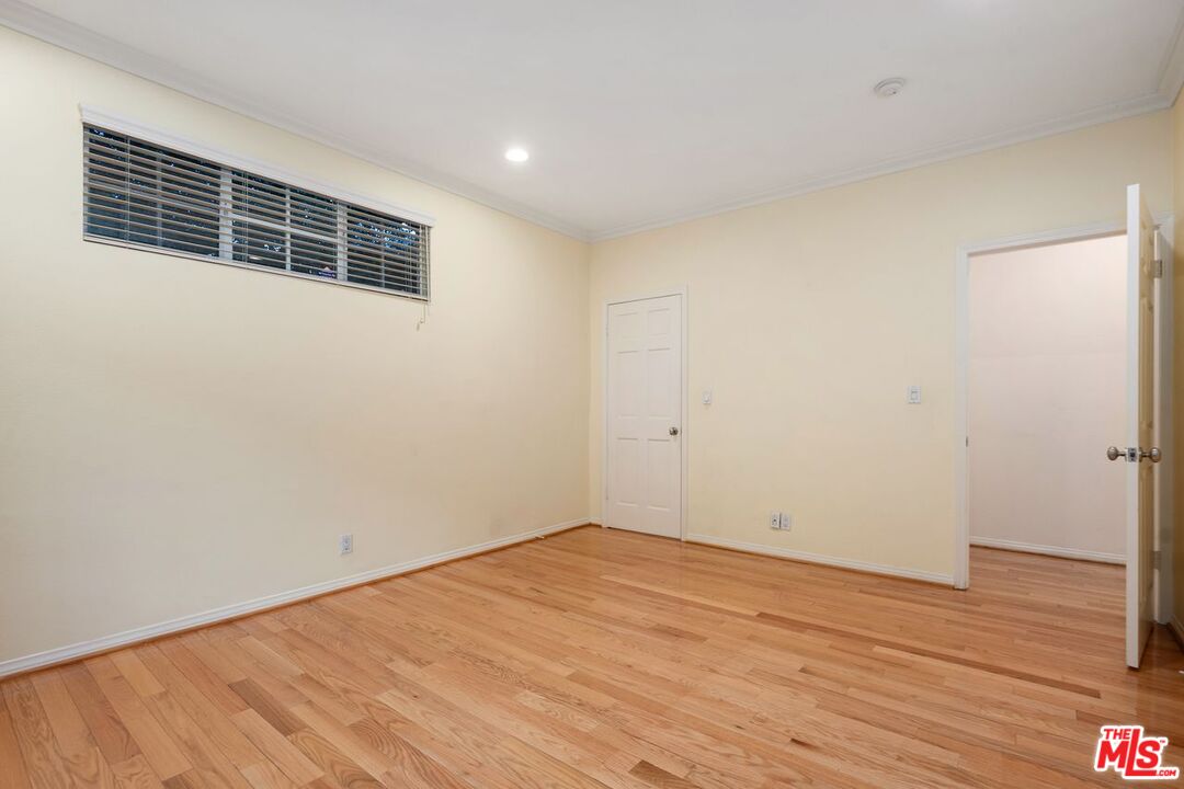 1808 Franklin Canyon Dr