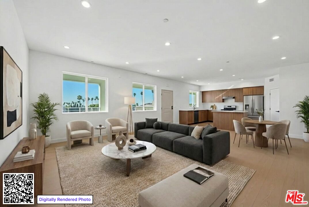 1717 Winona Blvd Unit: 502