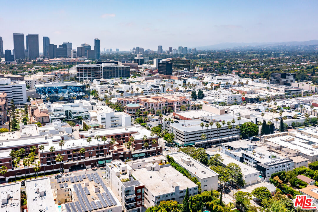 262 N Crescent Dr Unit: 2 E