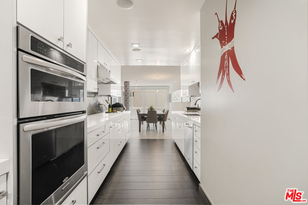 262 N Crescent Dr Unit: 2 E