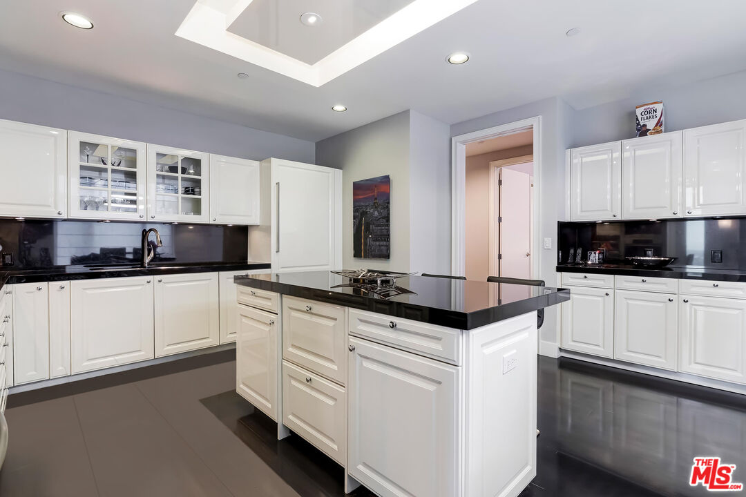 10776 Wilshire Blvd Unit: 1802