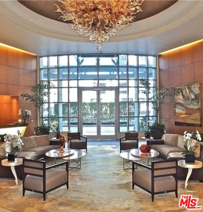 10776 Wilshire Blvd Unit: 1802