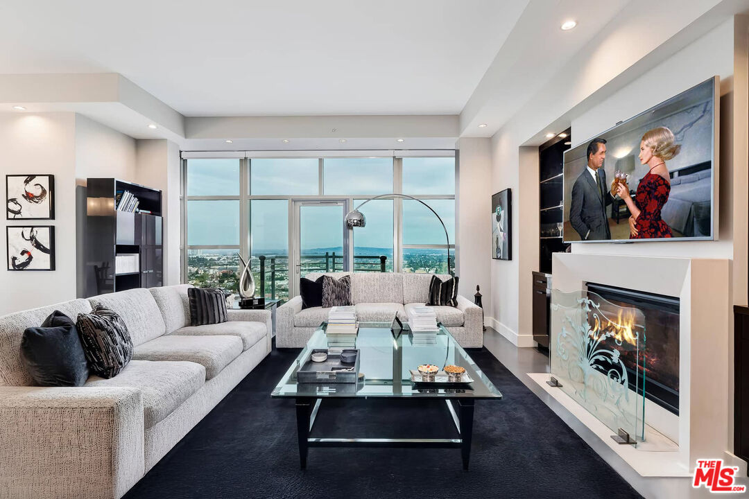 10776 Wilshire Blvd Unit: 1802