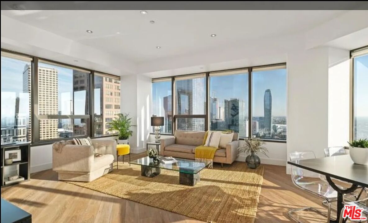 1100 Wilshire Blvd Unit: 1911