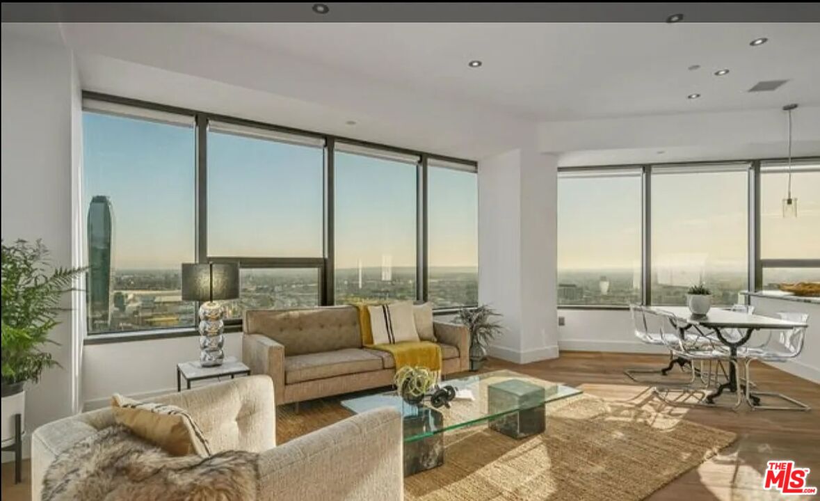 1100 Wilshire Blvd Unit: 1911