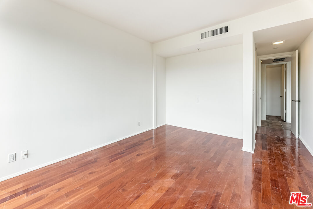 10551 Wilshire Blvd Unit: 1103