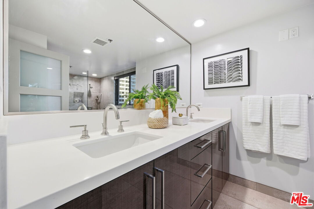 10660 Wilshire Blvd Unit: 804