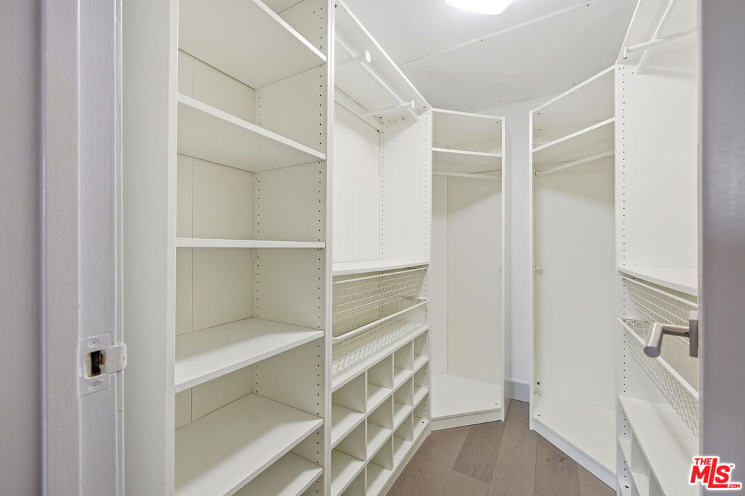 10660 Wilshire Blvd Unit: 804