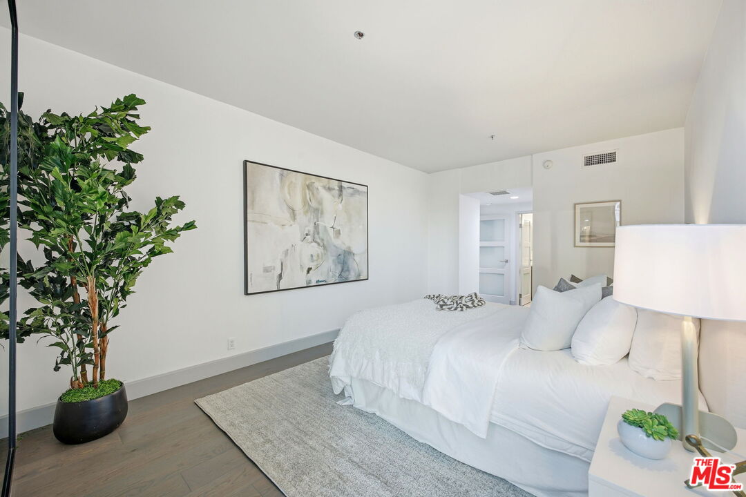 10660 Wilshire Blvd Unit: 804