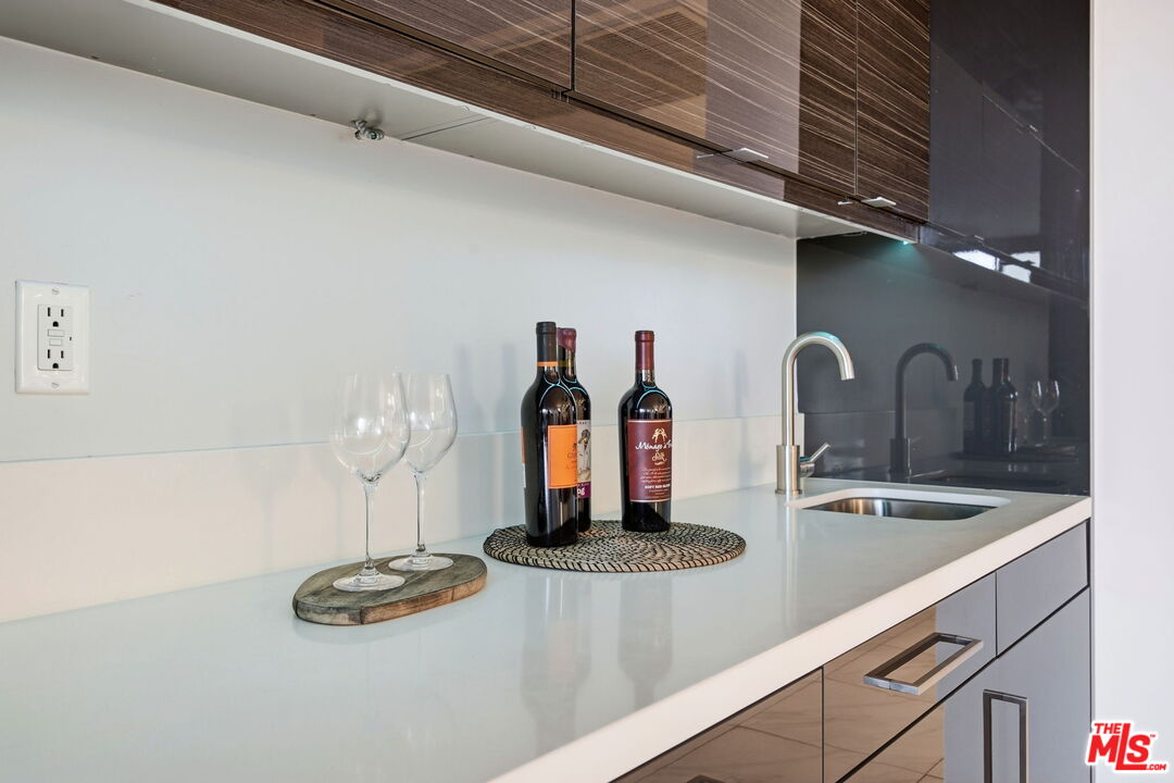 10660 Wilshire Blvd Unit: 804