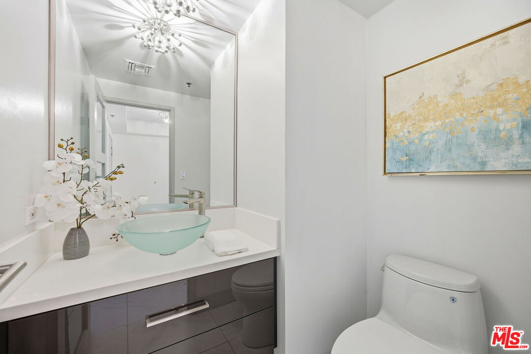 10660 Wilshire Blvd Unit: 804