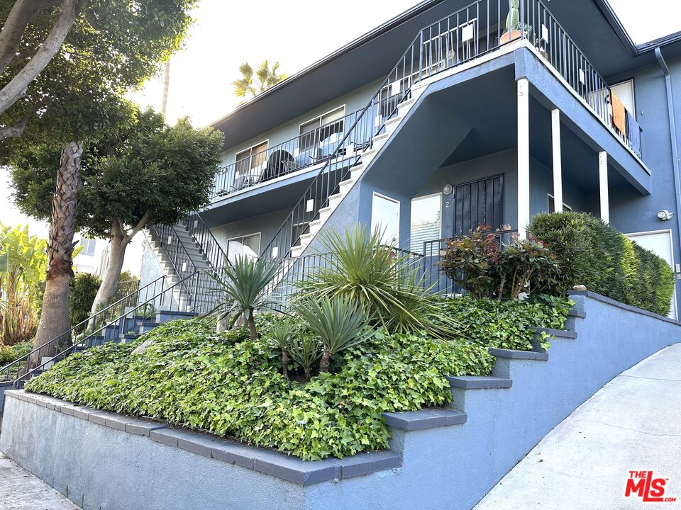 623 Ashland Ave Unit: 2