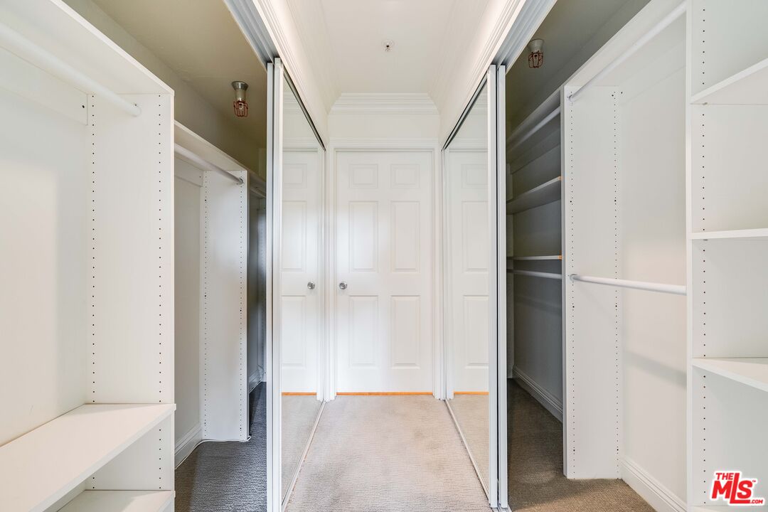 1508 Veteran Ave Unit: 301