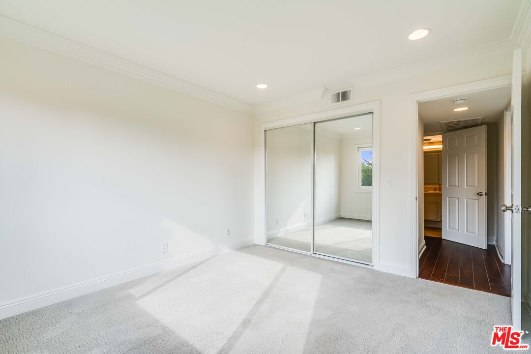 1508 Veteran Ave Unit: 301