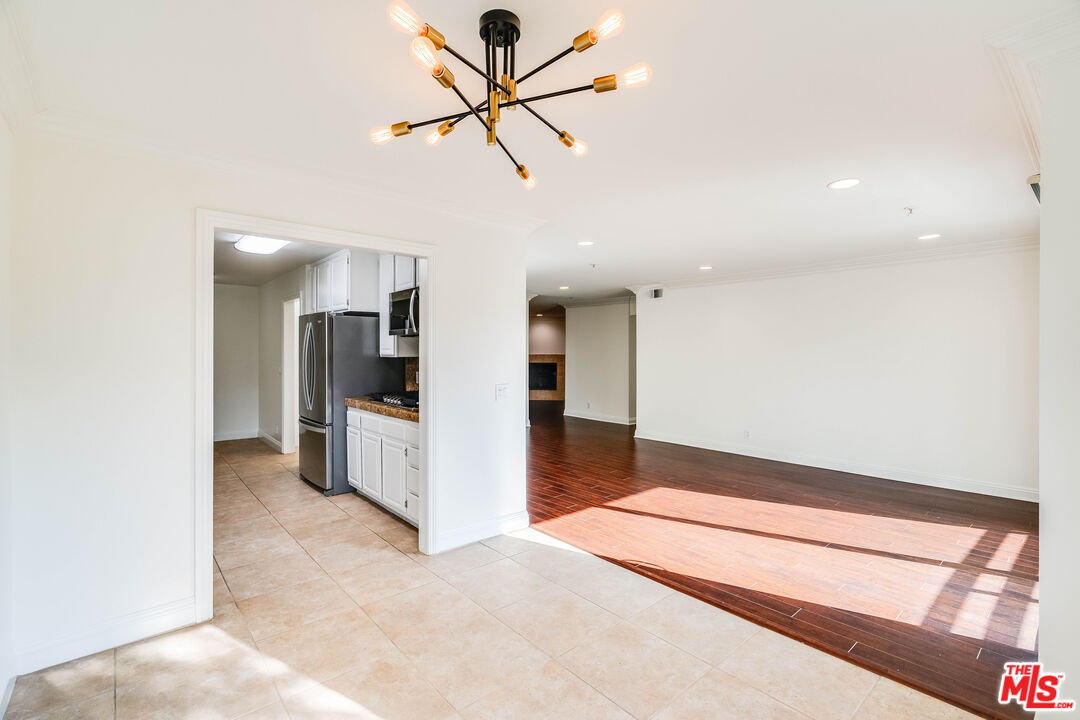 1508 Veteran Ave Unit: 301