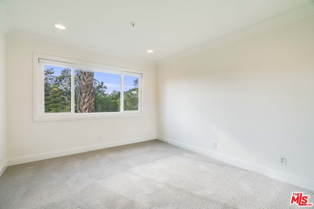 1508 Veteran Ave Unit: 301