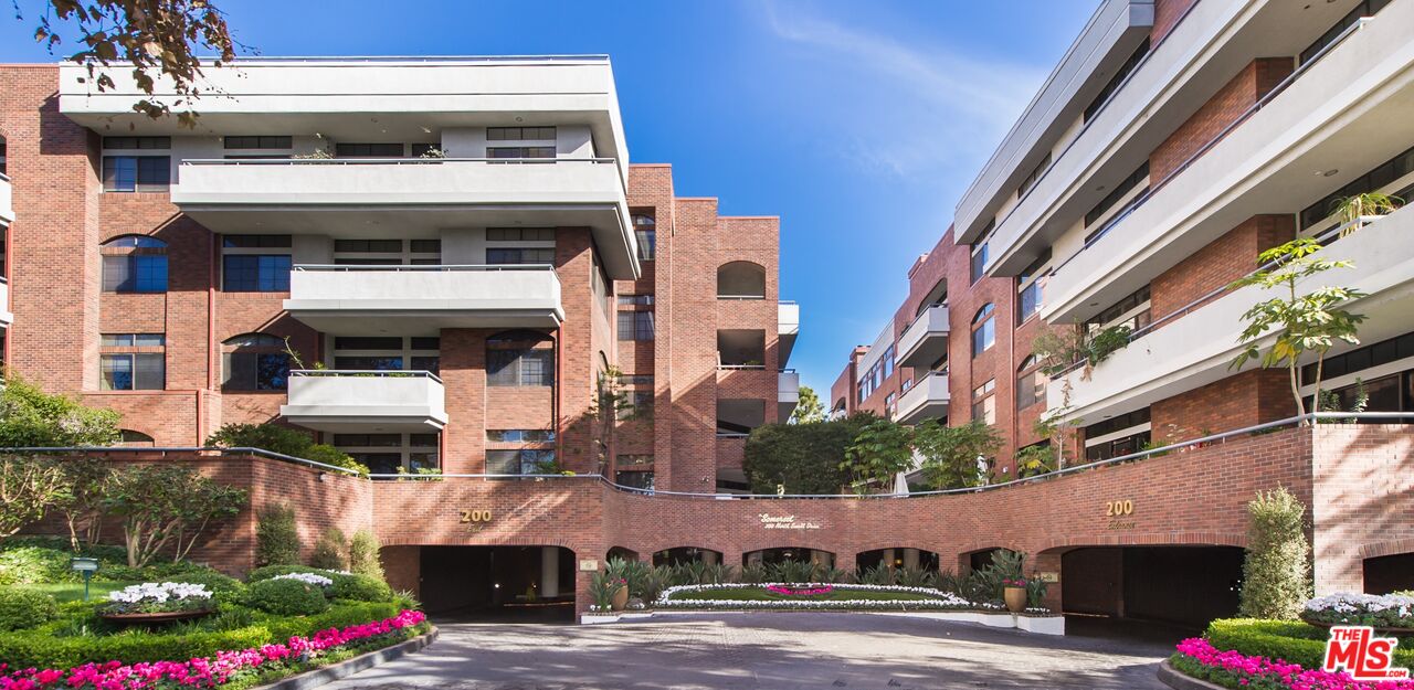 200 N Swall Dr Unit: PH53