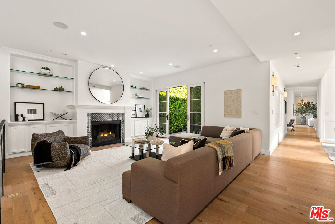 530 N Alta Vista Blvd