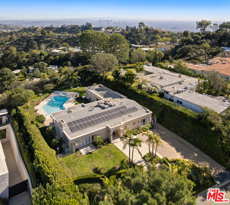435 Walker Dr