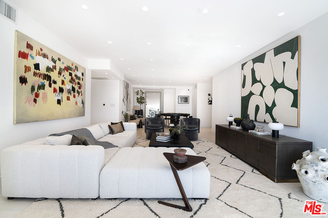 10724 Wilshire Blvd Unit: 1210